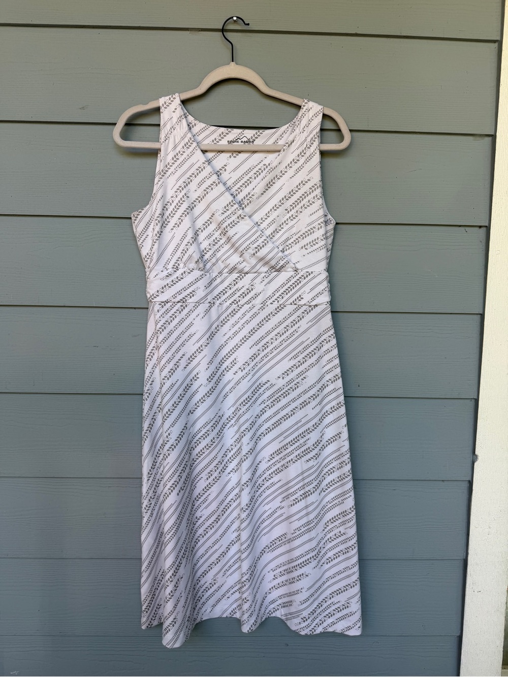Eddie Bauer Sleeveless V-Neck Dress